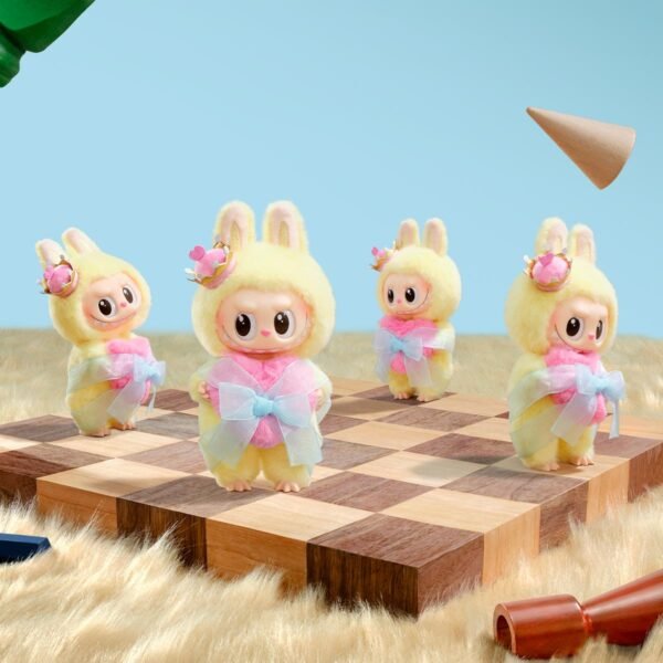 THE MONSTERS Let's Checkmate Series-Vinyl Plush Hanging Card - 图片 4